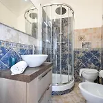 Apartamento Lovely On Rooftops - Genovainrelax