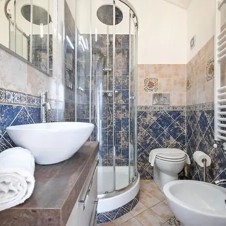 Lovely On Rooftops - Genovainrelax Genua