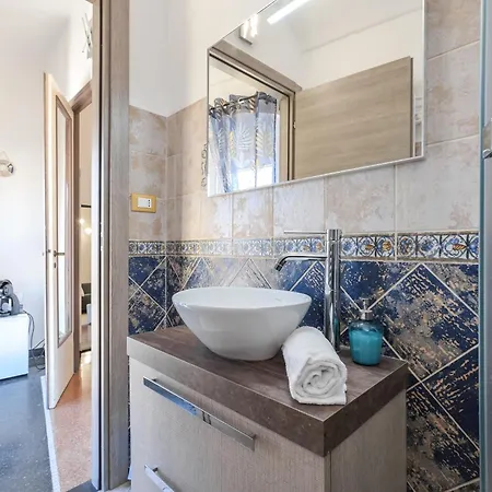 Apartment Lovely On Rooftops - Genovainrelax Genua